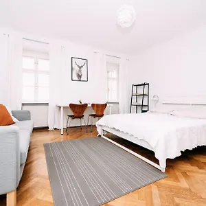 Premium Naschmarkt Ii Apartment Vienna